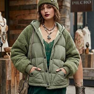 Anthropologie Pilcro Swing Puffer Jacket. Oversized Green Warm XS